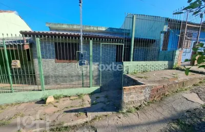 Casa com 3 quartos à venda na acesso quatorze, 202, jardim carvalho, porto alegre, 100 m2 por r$ 190.000