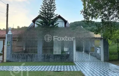 Casa com 3 quartos à venda na avenida celestino bertolucci, 435, aberta dos morros, porto alegre, 242 m2 por r$ 700.000