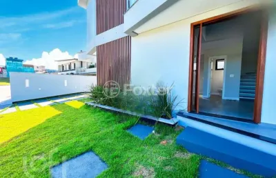 Casa com 3 quartos à venda na rodovia doutor antônio luiz moura gonzaga, 3310, rio tavares, florianópolis, 180 m2 por r$ 1.990.000