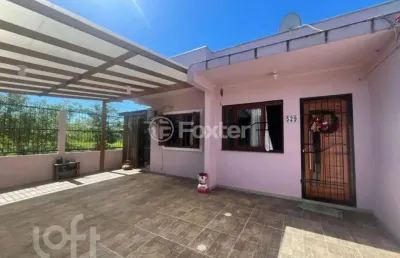 Casa com 2 quartos à venda na rua coronel medeiros, 529, harmonia, canoas, 52 m2 por r$ 282.000