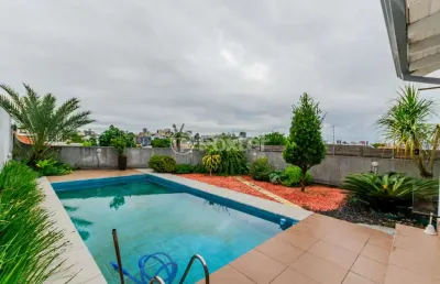Casa com 3 quartos à venda na rua monte alverne, 547, chácara das pedras, porto alegre, 273 m2 por r$ 1.400.000