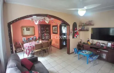 Casa com 3 quartos à venda na rua padre jorge sedelmayr s j, 55, vila ipiranga, porto alegre, 130 m2 por r$ 620.000