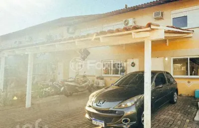 Casa em condomínio fechado com 3 quartos à venda na rua doutor tancredo neves, 160, fátima, canoas, 93 m2 por r$ 375.000