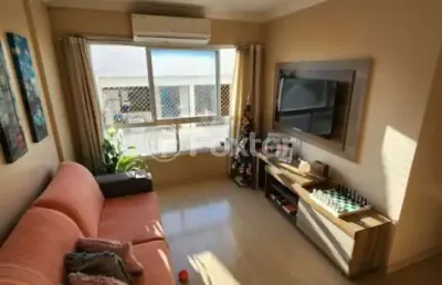 Apartamento com 3 quartos à venda na rua clóvis pestana, 205, vila imbui, cachoeirinha, 94 m2 por r$ 450.000