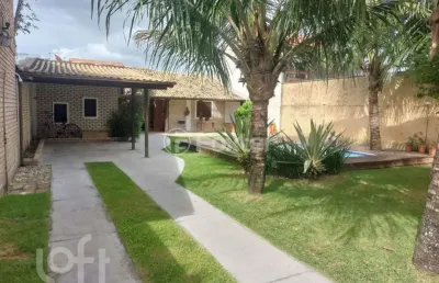 Casa com 2 quartos à venda na servidão do mar grosso, 130, campeche, florianópolis, 150 m2 por r$ 2.400.000