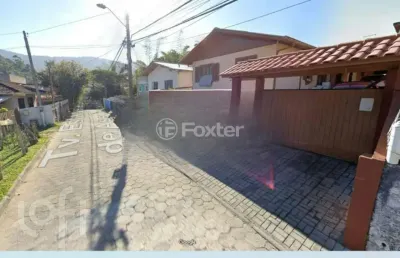 Casa com 3 quartos à venda na travessa estanislau josé de assunção filho, 130, rio tavares, florianópolis, 192 m2 por r$ 1.050.000