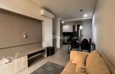 Apartamento com 1 quarto à venda na rua joão pio duarte silva, 1630, córrego grande, florianópolis, 47 m2 por r$ 950.000