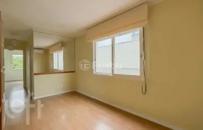Apartamento com 2 quartos à venda na avenida dom cláudio josé gonçalves ponce de leão, 437, vila ipiranga, porto alegre, 57 m2 por r$ 350.000