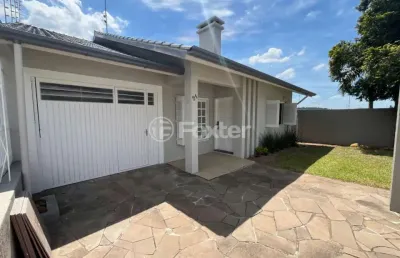 Casa com 4 quartos à venda na rua palestina, 91, petrópolis, novo hamburgo, 206 m2 por r$ 646.000