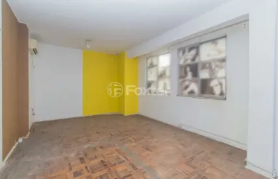 Sala comercial com 2 salas à venda na rua doutor flores, 105, centro histórico, porto alegre, 29 m2 por r$ 145.000