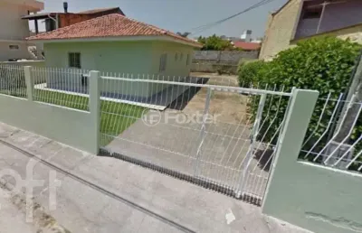 Casa com 3 quartos à venda na servidão olímpio manoel da costa, 9, canasvieiras, florianópolis, 144 m2 por r$ 721.000