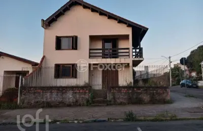 Casa com 4 quartos à venda na avenida monte carlo, 153, vila monte carlo, cachoeirinha, 265 m2 por r$ 699.000