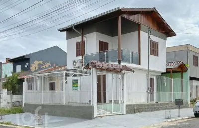 Casa com 2 quartos à venda na rua elmo born, 10, hípica, porto alegre, 74 m2 por r$ 340.000