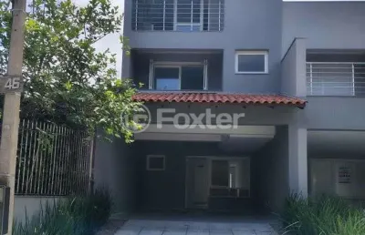 Casa com 3 quartos à venda na rua ari peixoto martins, 154, espírito santo, porto alegre, 182 m2 por r$ 655.500