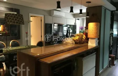 Apartamento com 2 quartos à venda na rua cristóvão nunes pires, 170, centro, florianópolis, 81 m2 por r$ 1.770.000
