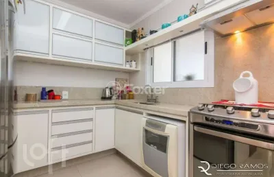 Casa em condomínio fechado com 3 quartos à venda na avenida engenheiro ludolfo boehl, 1179, teresópolis, porto alegre, 240 m2 por r$ 1.400.000