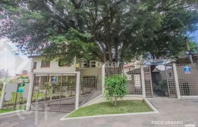 Casa em condomínio fechado com 4 quartos à venda na avenida jacuí, 700, cristal, porto alegre, 227 m2 por r$ 860.000