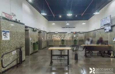 Ponto comercial com 1 sala à venda na rua vigário josé inácio, 371, centro histórico, porto alegre, 9 m2 por r$ 1.500.000