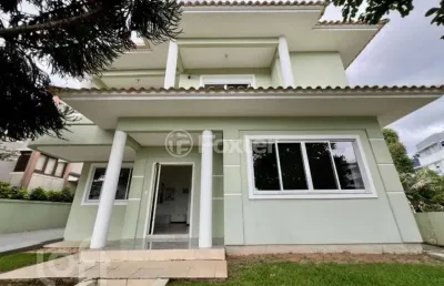 Casa com 4 quartos à venda na rua das tainhotas, 435, jurerê, florianópolis, 338 m2 por r$ 2.950.000