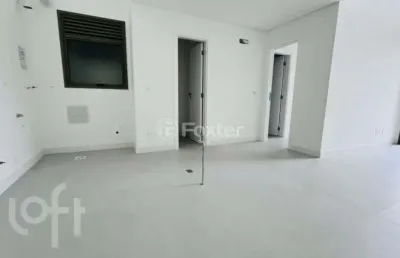 Apartamento com 2 quartos à venda na avenida dos dourados, 30, jurerê internacional, florianópolis, 78 m2 por r$ 1.800.000