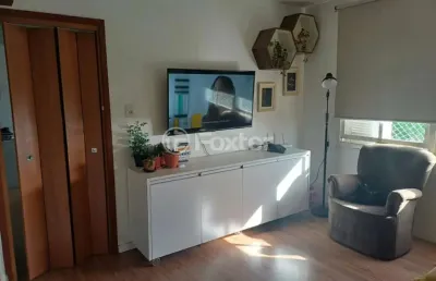 Apartamento com 2 quartos à venda na rua dona otília, 3794, santa tereza, porto alegre, 55 m2 por r$ 195.000