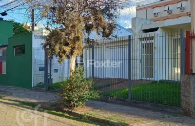 Casa com 5 quartos à venda na rua uruguaiana, 171, menino deus, porto alegre, 225 m2 por r$ 1.850.000