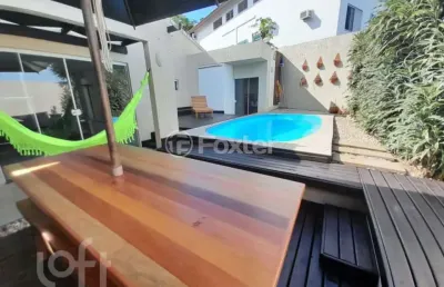 Casa com 3 quartos à venda na rua magalhães, 104, jurerê, florianópolis, 150 m2 por r$ 1.800.000