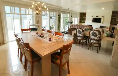 Casa em condomínio fechado com 3 quartos à venda na rua attílio bilibio, 120, jardim carvalho, porto alegre, 375 m2 por r$ 2.499.900