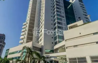 Apartamento com 1 quarto à venda na rua valdir antônio lopes, 199, três figueiras, porto alegre, 36 m2 por r$ 575.000