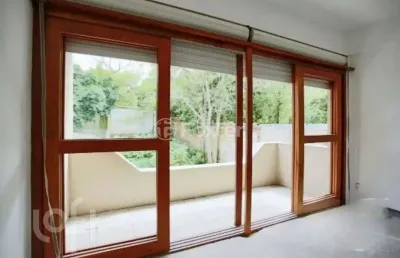 Apartamento com 2 quartos à venda na rua oscar schneider, 342, medianeira, porto alegre, 75 m2 por r$ 410.000