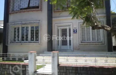 Casa com 6 quartos à venda na rua zamenhoff, 214, são joão, porto alegre, 465 m2 por r$ 1.699.000
