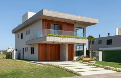 Casa em condomínio fechado com 4 quartos à venda na avenida alfieiro zanardi, 1515, praia da guarita, torres, 359 m2 por r$ 4.291.000