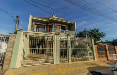 Casa com 3 quartos à venda na rua nossa senhora das graças, 172, harmonia, canoas, 169 m2 por r$ 900.000