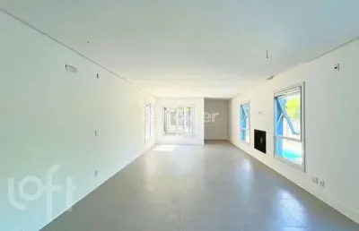 Casa com 2 quartos à venda na rua josé sanguinetti, 20, jardim isabel, porto alegre, 180 m2 por r$ 1.780.000