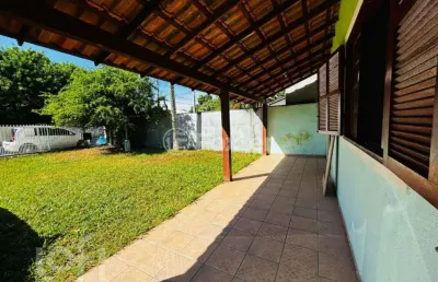 Casa com 3 quartos à venda na rua nossa senhora de fátima, 123, campeche, florianópolis, 100 m2 por r$ 699.000