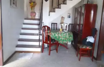 Casa com 5 quartos à venda na rua sargento mário lopes, 49, coronel aparício borges, porto alegre, 140 m2 por r$ 380.000