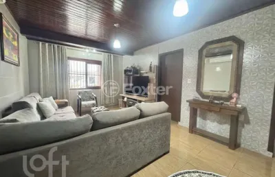 Casa com 4 quartos à venda na rua tramandai, 475, estância velha, canoas, 236 m2 por r$ 700.000