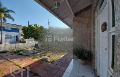 Casa com 3 quartos à venda na rua treze de junho, 896, flor de nápolis, são josé, 105 m2 por r$ 450.000
