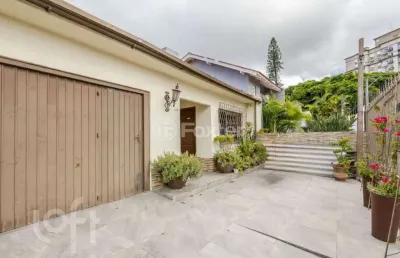 Casa com 3 quartos à venda na rua doutor danilo antônio zaffari, 45, sarandi, porto alegre, 144 m2 por r$ 675.000