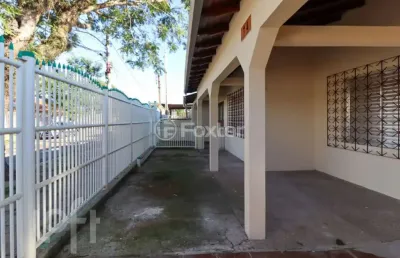 Casa com 3 quartos à venda na rua dos canários, 74, igara, canoas, 234 m2 por r$ 400.000
