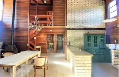 Casa com 4 quartos à venda na servidão antonio carlos rodrigues, 67, campeche, florianópolis, 246 m2 por r$ 1.700.000