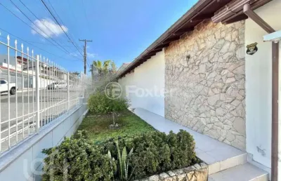 Casa com 3 quartos à venda na rua nove de julho, 645, ipiranga, são josé, 160 m2 por r$ 889.000