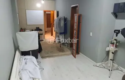 Sala comercial com 1 sala à venda na rua quintino bocaiúva, 554, rio branco, porto alegre, 39 m2 por r$ 149.000