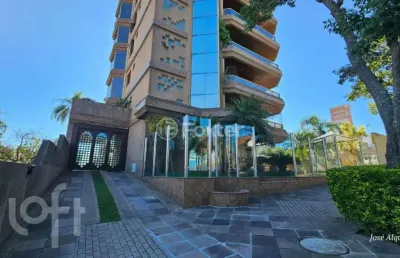Apartamento com 3 quartos à venda na rua caetés, 149, centro, canoas, 285 m2 por r$ 990.000