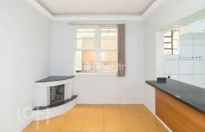 Apartamento com 2 quartos à venda na rua baronesa do gravataí, 117, cidade baixa, porto alegre, 80 m2 por r$ 320.000