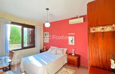Casa com 3 quartos à venda na avenida imperial, 422, ipanema, porto alegre, 135 m2 por r$ 630.000