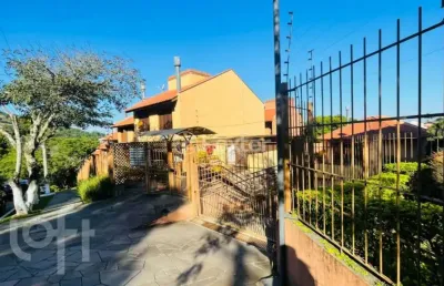 Casa em condomínio fechado com 3 quartos à venda na rua giorgio negroni, 801, espírito santo, porto alegre, 155 m2 por r$ 530.000