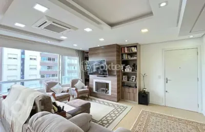 Apartamento com 3 quartos à venda na rua dona augusta, 333, menino deus, porto alegre, 128 m2 por r$ 1.998.000