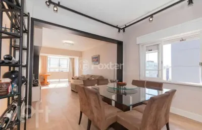 Apartamento com 3 quartos à venda na rua duque de caxias, 925, centro histórico, porto alegre, 140 m2 por r$ 1.200.000