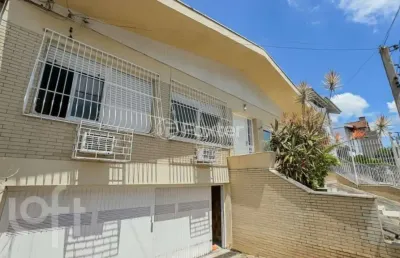 Casa com 3 quartos à venda na rua ari barroso, 715, sarandi, porto alegre, 242 m2 por r$ 750.000